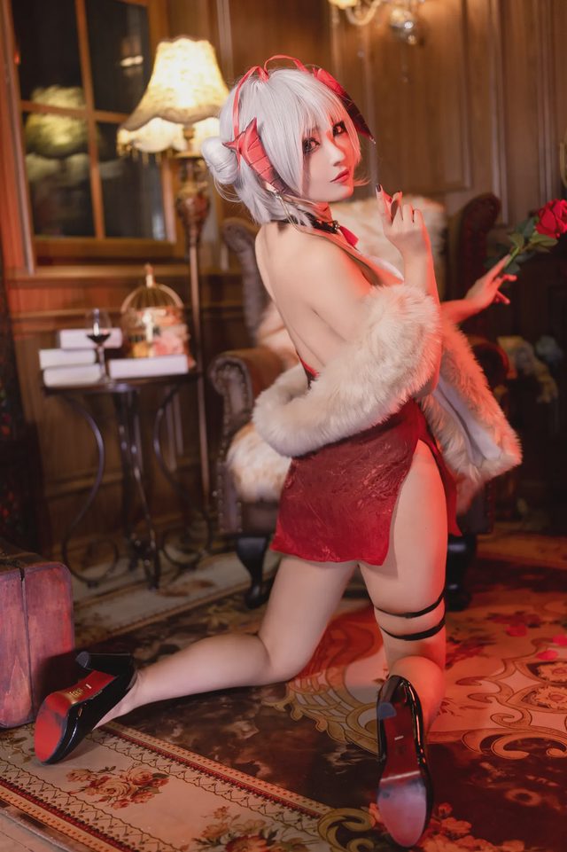 怪兽 《明日方舟》w cosplay第 4 张图片
