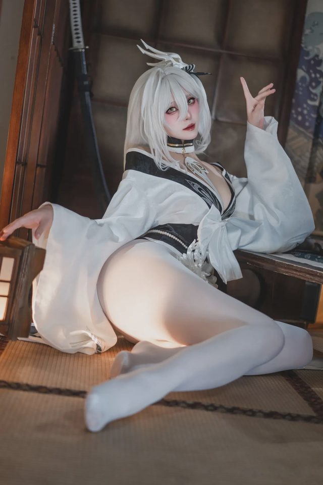Natsuko夏夏子 碧蓝航线 白凤和服第 16 张图片