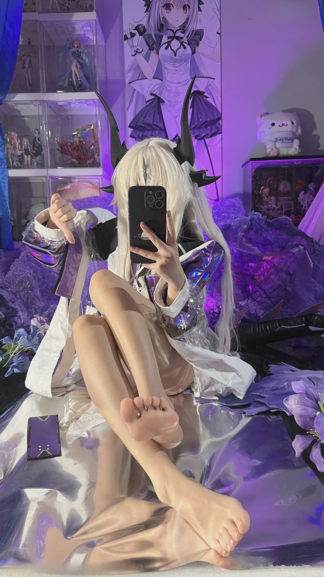 白栎Shirly 明日方舟 死芒 爱布拉娜第 21 张图片