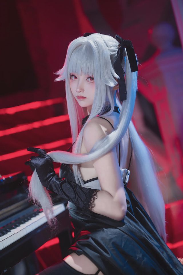 大大卷卷小卷 美少女万华镜 篝之雾枝 礼服第 18 张图片