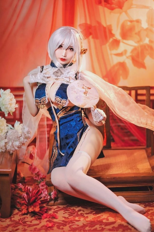 《碧蓝航线》天狼星旗袍cosplay第 6 张图片