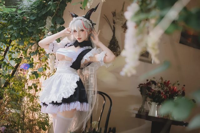 如月灰 《碧蓝航线》埃吉尔 港区的龙女仆cosplay第 9 张图片