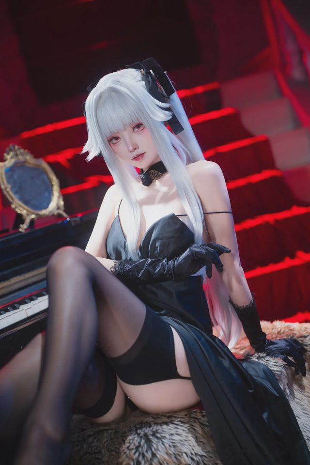 大大卷卷小卷 美少女万华镜 篝之雾枝 礼服第 7 张图片