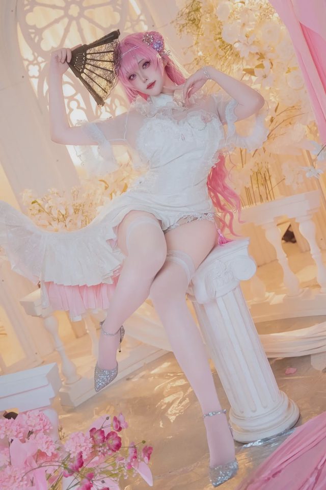 Natsuko夏夏子 NIKKE 桃乐丝 旗袍第 11 张图片