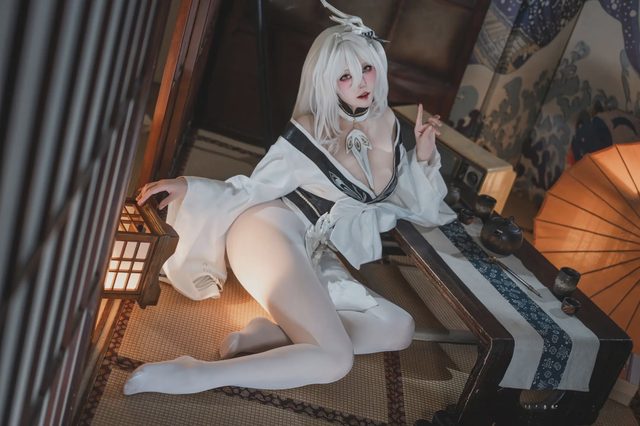Natsuko夏夏子 碧蓝航线 白凤和服第 17 张图片