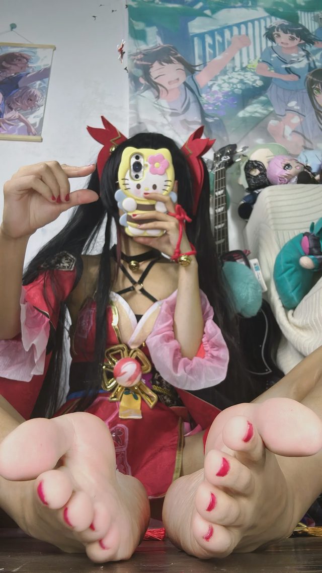 琴里gogo梨 火花第 35 张图片