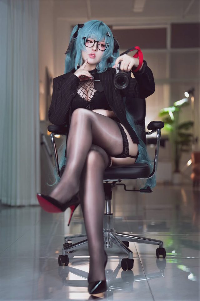 半半子 Nikke胜利女神 普丽瓦蒂第 43 张图片