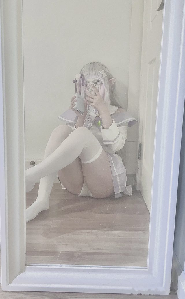 Faelynsika Emilia第 12 张图片