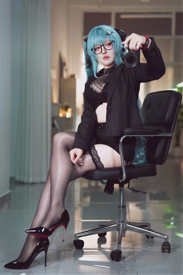 半半子 Nikke胜利女神 普丽瓦蒂第 46 张图片