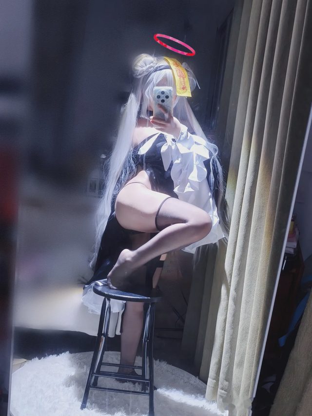 御子miko 碧蓝档案 普拉娜 万圣节僵尸服第 31 张图片