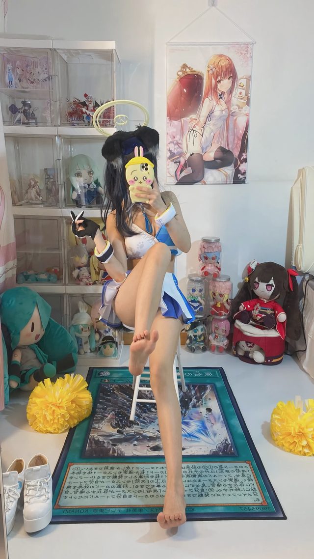 白栎Shirly 碧蓝档案 猫冢响 应援团第 8 张图片
