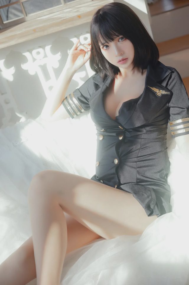 疯猫ss 黑色制服图册封面