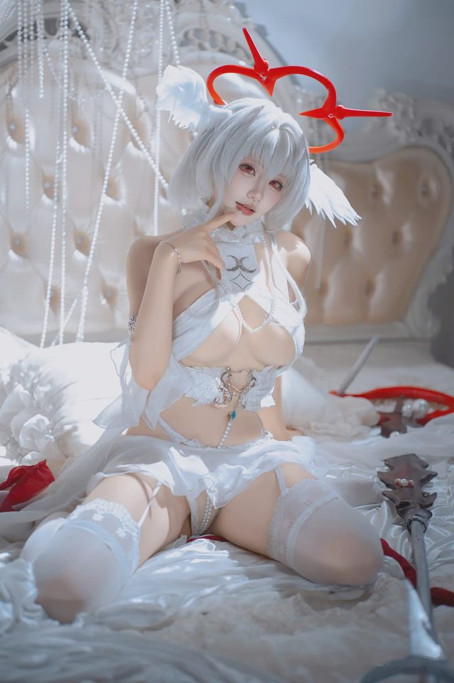 是一只熊仔吗 碧蓝航线 珍珠号 魔堡中的堕天使第 18 张图片