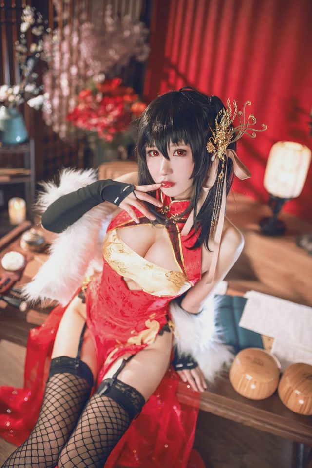 羽生三未 碧蓝航线 大凤 旗袍第 5 张图片