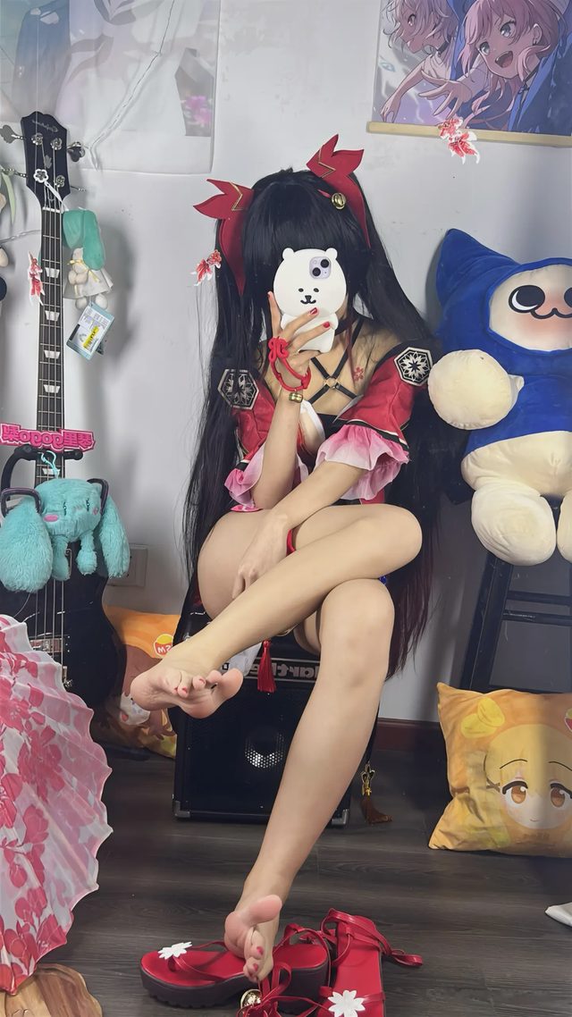 琴里gogo梨 火花第 12 张图片