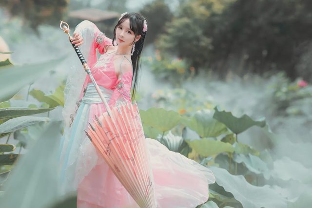 瑶音 天香·T9·久照花林cosplay 瑶音图册封面