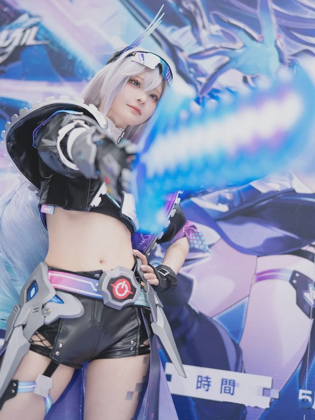 やもはちこ Silver Wolf LV999第 48 张图片